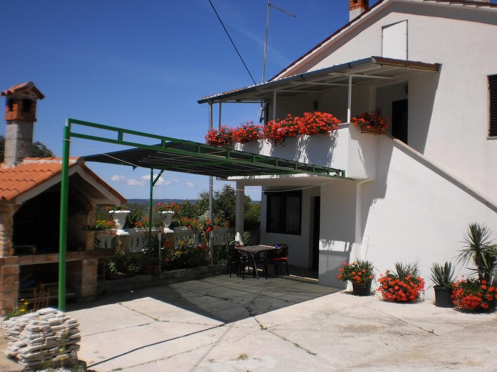 Apartments Rogocana Labin  Δωμάτιο φωτογραφία